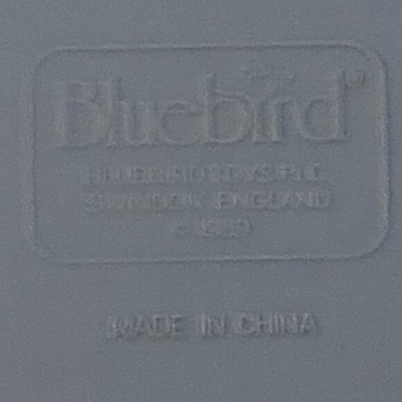 Vintage 1989 Bluebird Polly Pocket Polly's Ice Skating Party - Picture 6 of 6